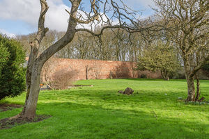 Photo 17- click for photo gallery